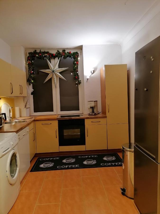 Schoene Wohnung, Zwei Schlafzimmer, Zentrumsnah, Erdgeschoss In Greifswald Eksteriør bilde