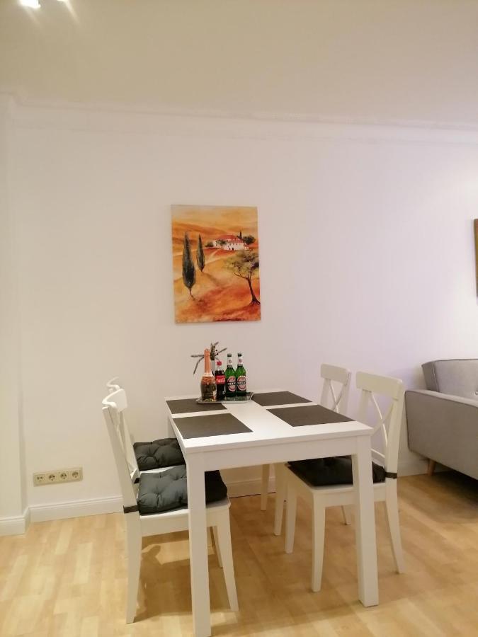Schoene Wohnung, Zwei Schlafzimmer, Zentrumsnah, Erdgeschoss In Greifswald Eksteriør bilde